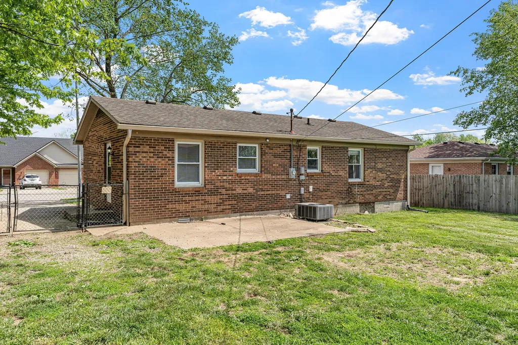 527 Miles Road Nicholasville KY 40356
