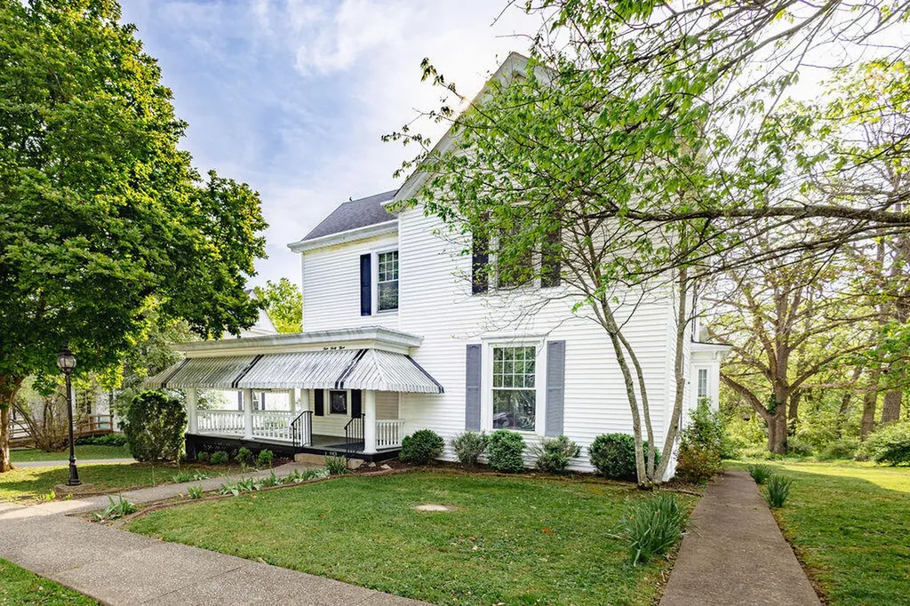 443 S Maple Street Winchester KY 40391