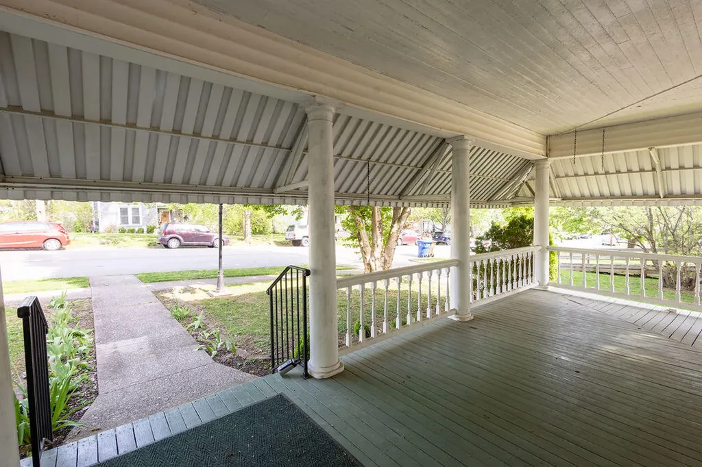 443 S Maple Street Winchester KY 40391