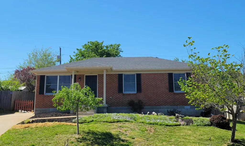 121 Lindsey Drive Nicholasville KY 40356