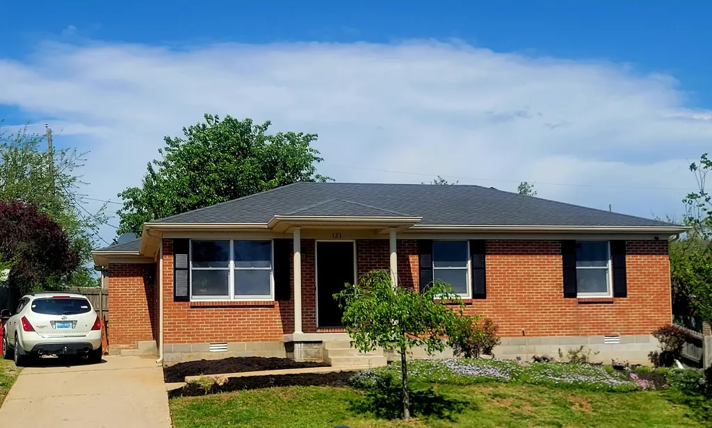 121 Lindsey Drive Nicholasville KY 40356