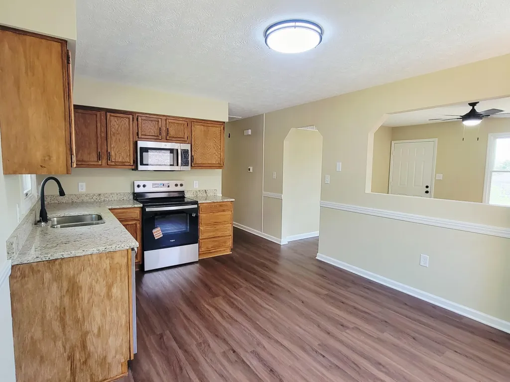 121 Lindsey Drive Nicholasville KY 40356