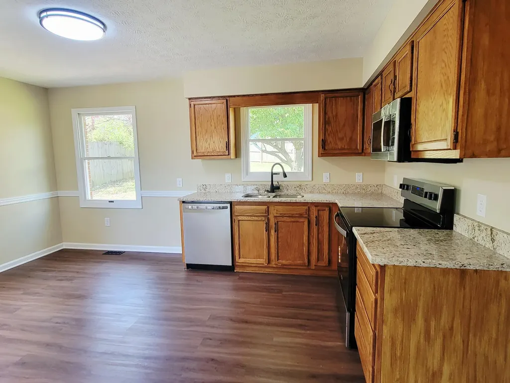 121 Lindsey Drive Nicholasville KY 40356