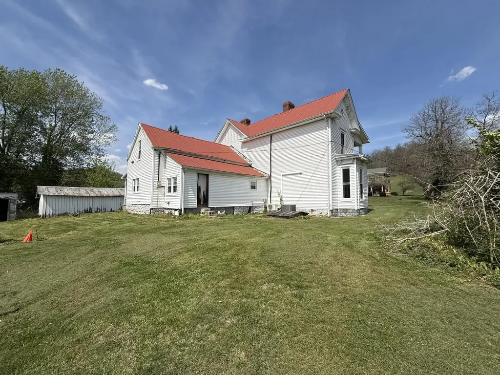 155 State Street Hazel Green KY 41332