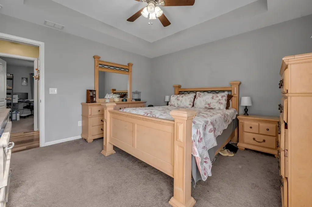 2016 Collins Lane Lawrenceburg KY 40342