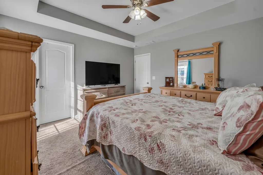 2016 Collins Lane Lawrenceburg KY 40342