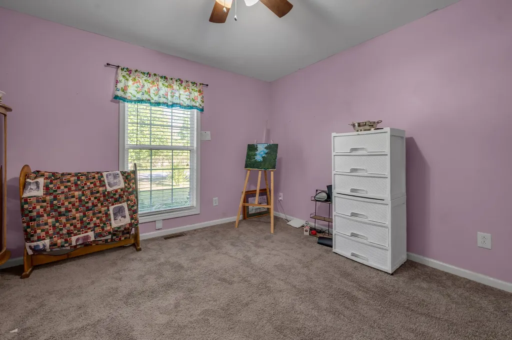 2016 Collins Lane Lawrenceburg KY 40342