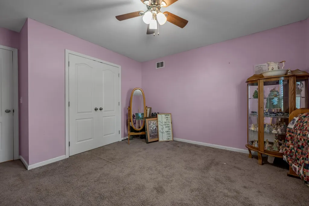 2016 Collins Lane Lawrenceburg KY 40342