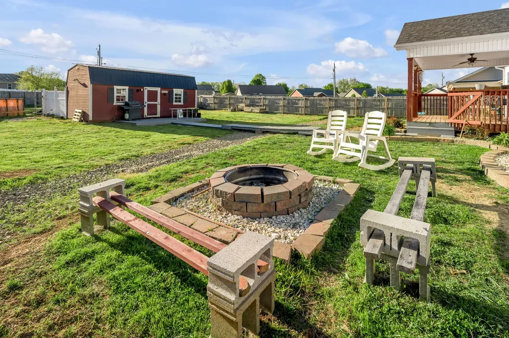 2016 Collins Lane Lawrenceburg KY 40342