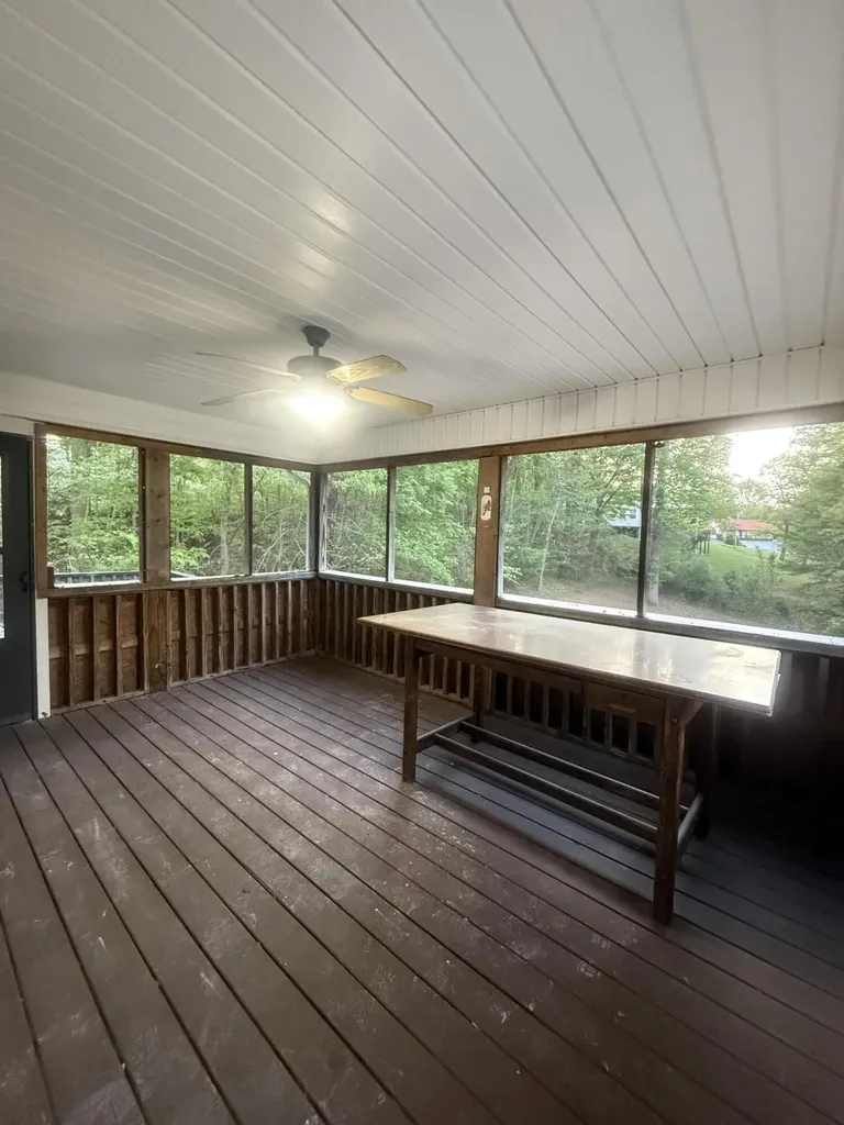 131 Golden Pond Road Monticello KY 42633