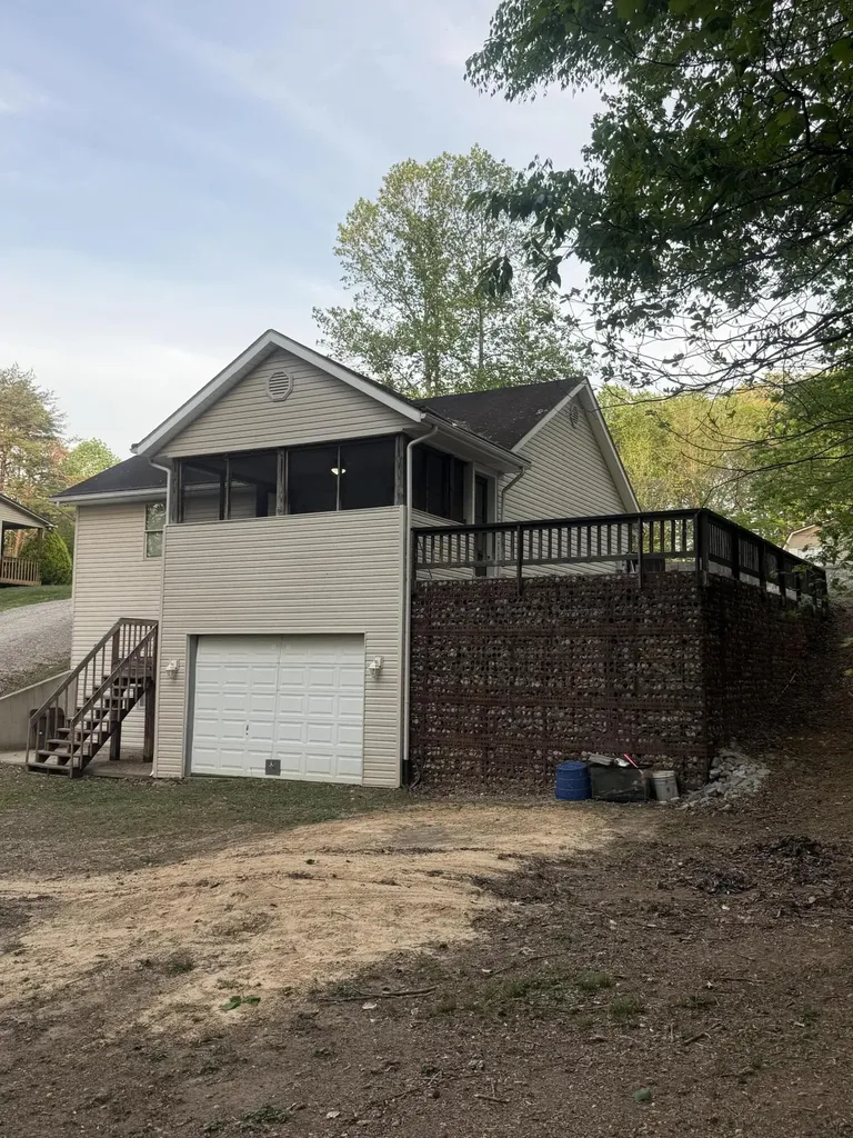 131 Golden Pond Road Monticello KY 42633