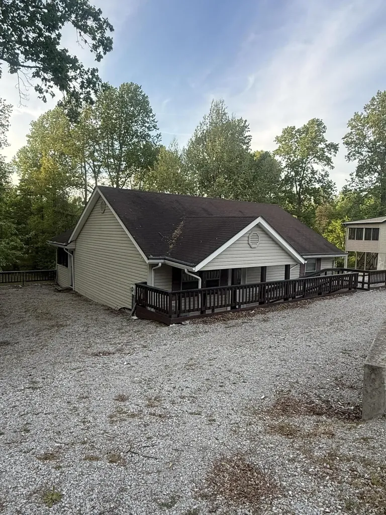 131 Golden Pond Road Monticello KY 42633