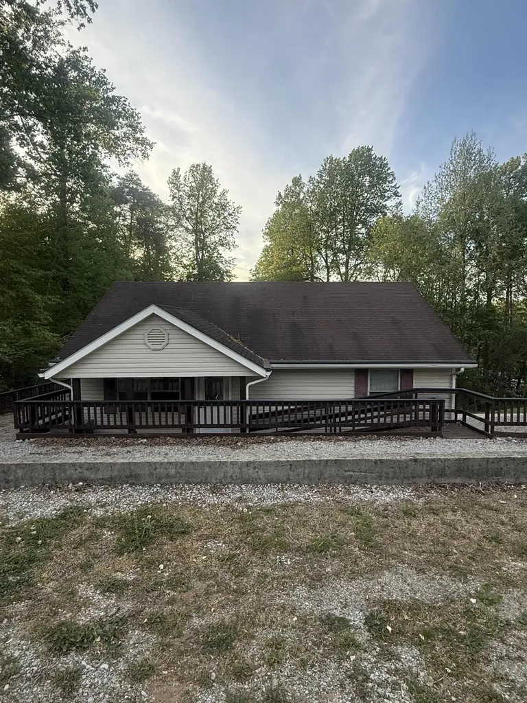131 Golden Pond Road Monticello KY 42633