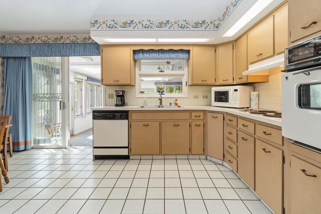 1108 Meadow Lane Corbin KY 40701