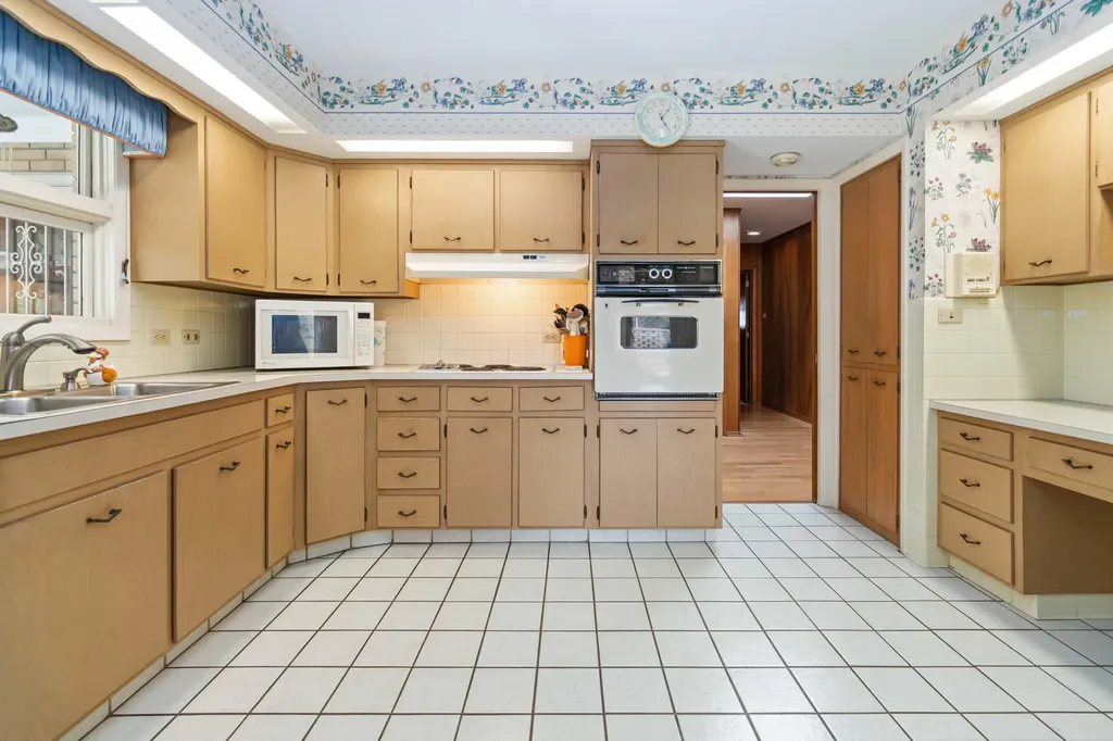 1108 Meadow Lane Corbin KY 40701