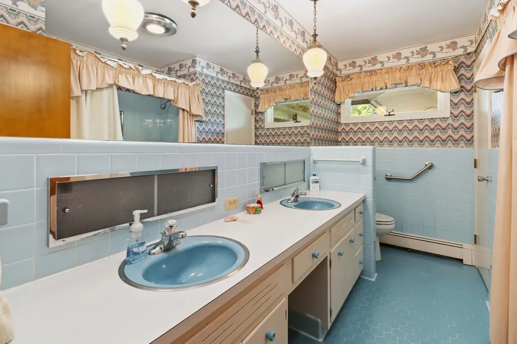 1108 Meadow Lane Corbin KY 40701
