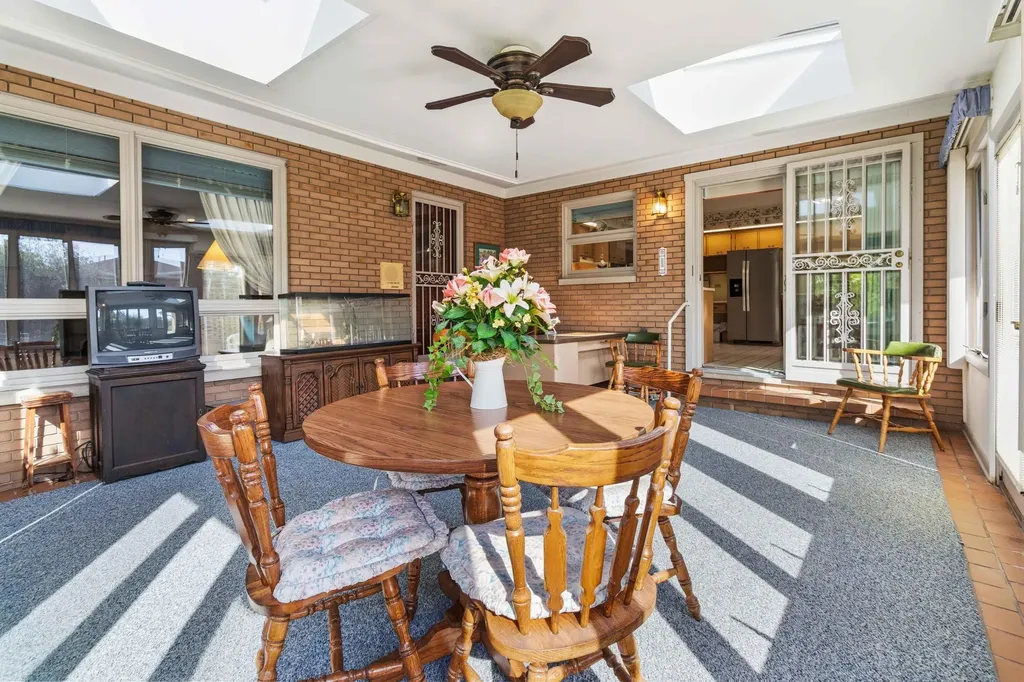 1108 Meadow Lane Corbin KY 40701
