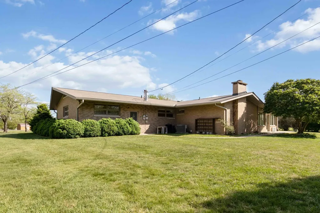 1108 Meadow Lane Corbin KY 40701