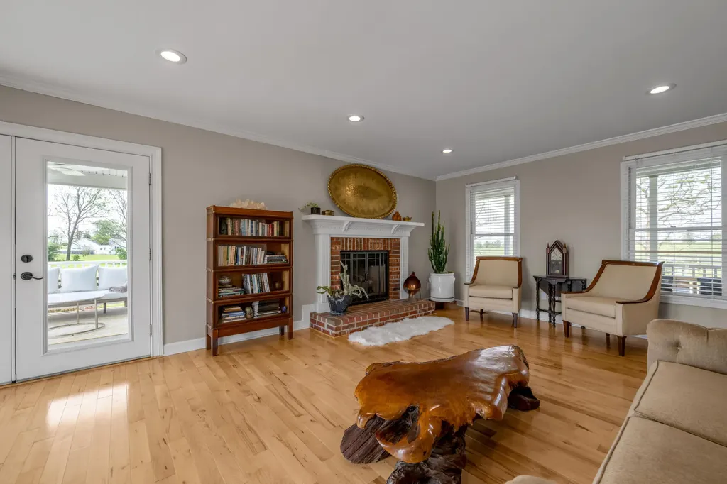 905 Pretty Run Road Winchester KY 40391