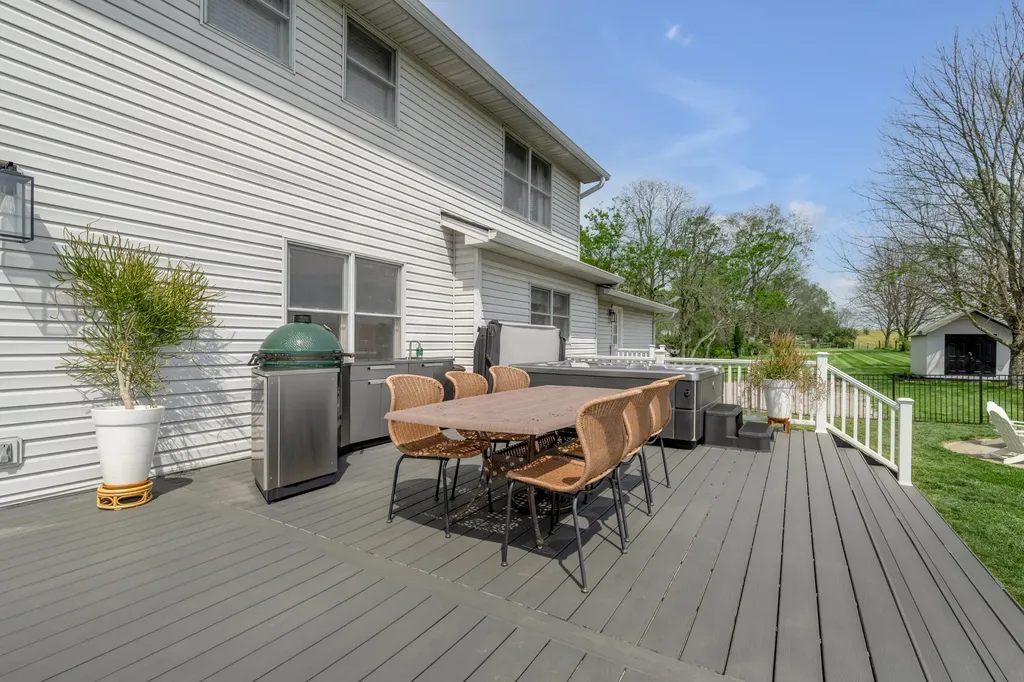 905 Pretty Run Road Winchester KY 40391