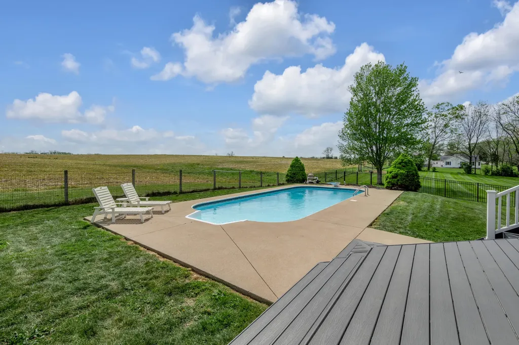905 Pretty Run Road Winchester KY 40391