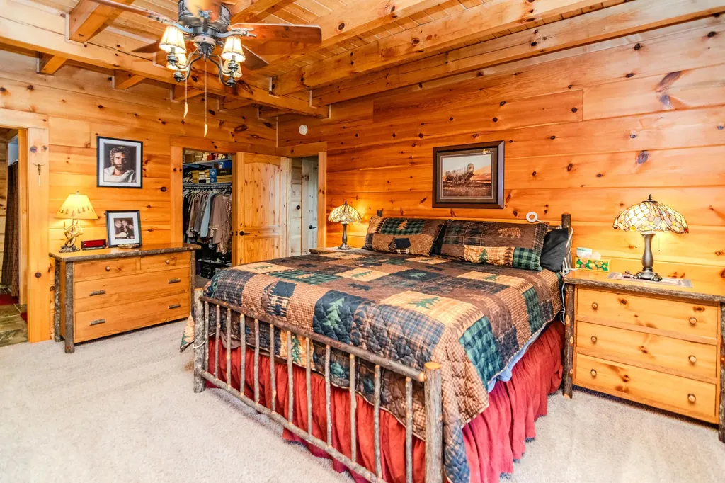 110 Dairy Farm Road Manchester KY 40962