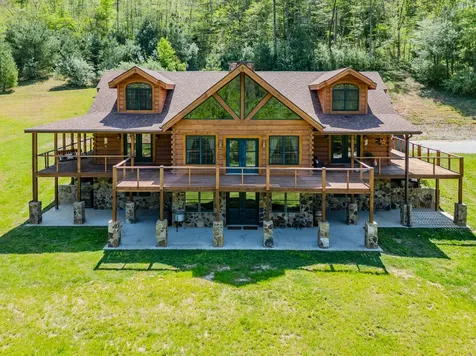 110 Dairy Farm Road Manchester KY 40962
