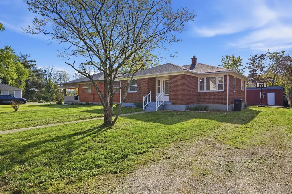 817 Augusta Street Frankfort KY 40601