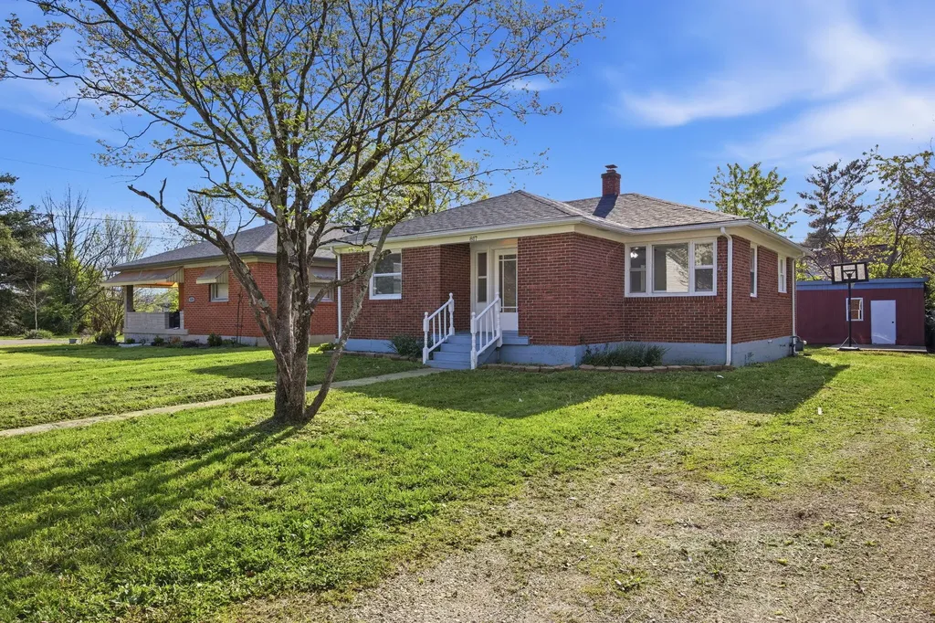 817 Augusta Street Frankfort KY 40601