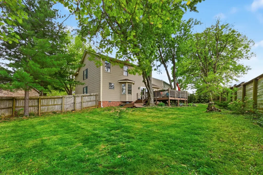 4812 Coral Creek Circle Lexington KY 40515