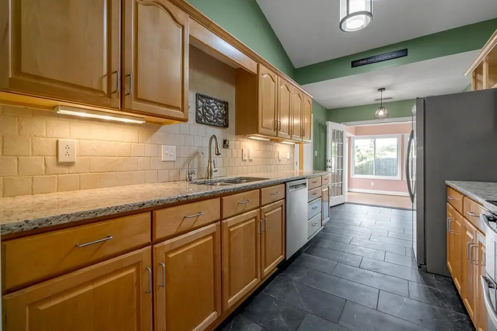 1696 Chandler Lane Lexington KY 40504