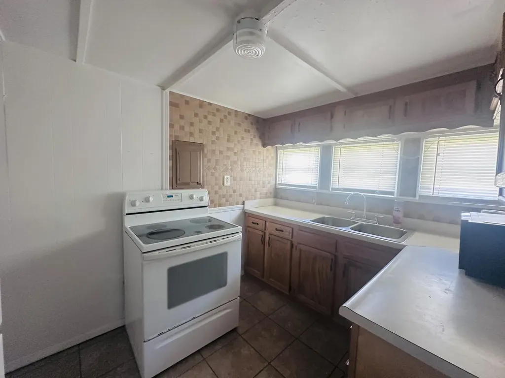 422 Harmon Heights Stanford KY 40484