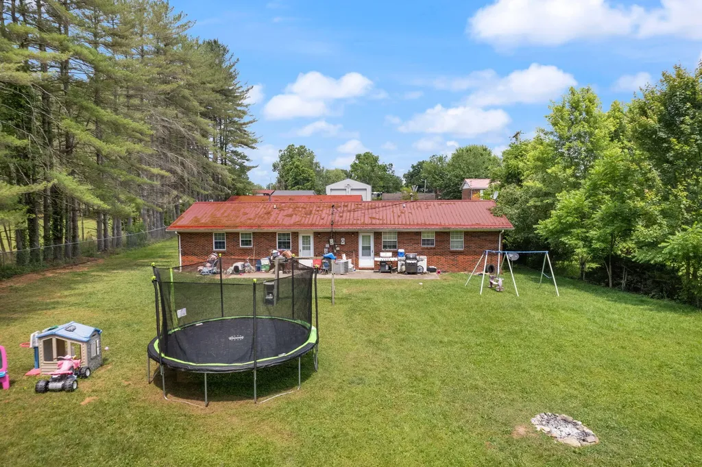 46, 58, 66 Dantley Drive Corbin KY 40701