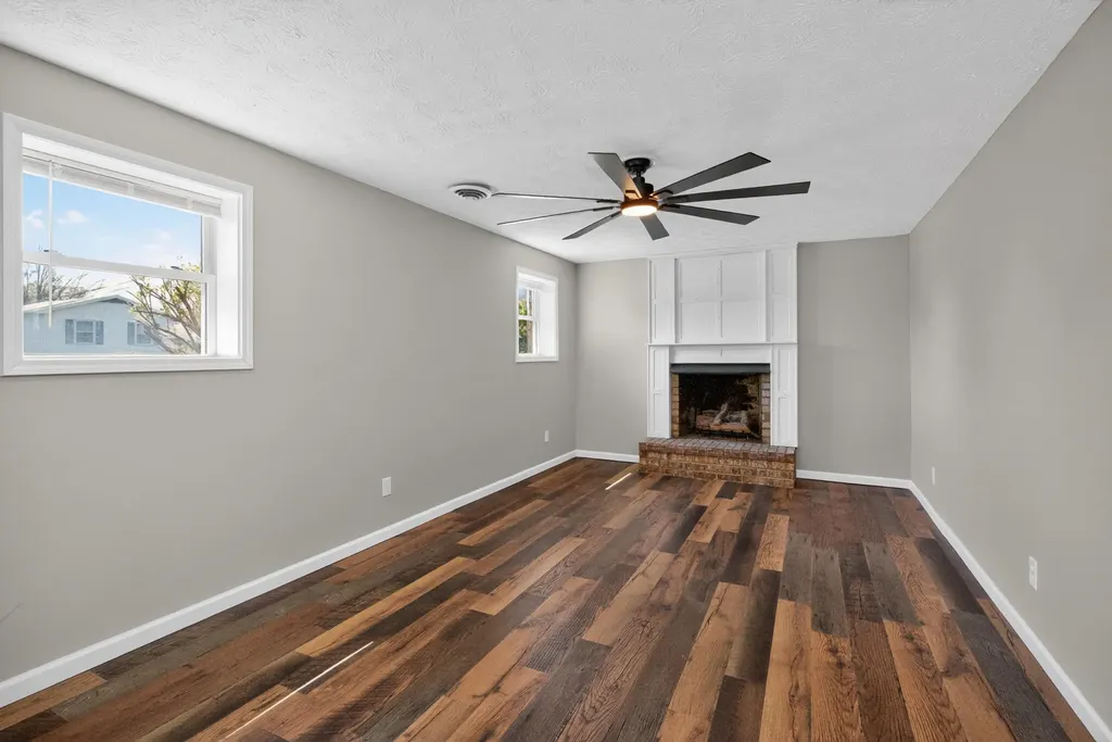 259 S Eagle Creek Drive Lexington KY 40515