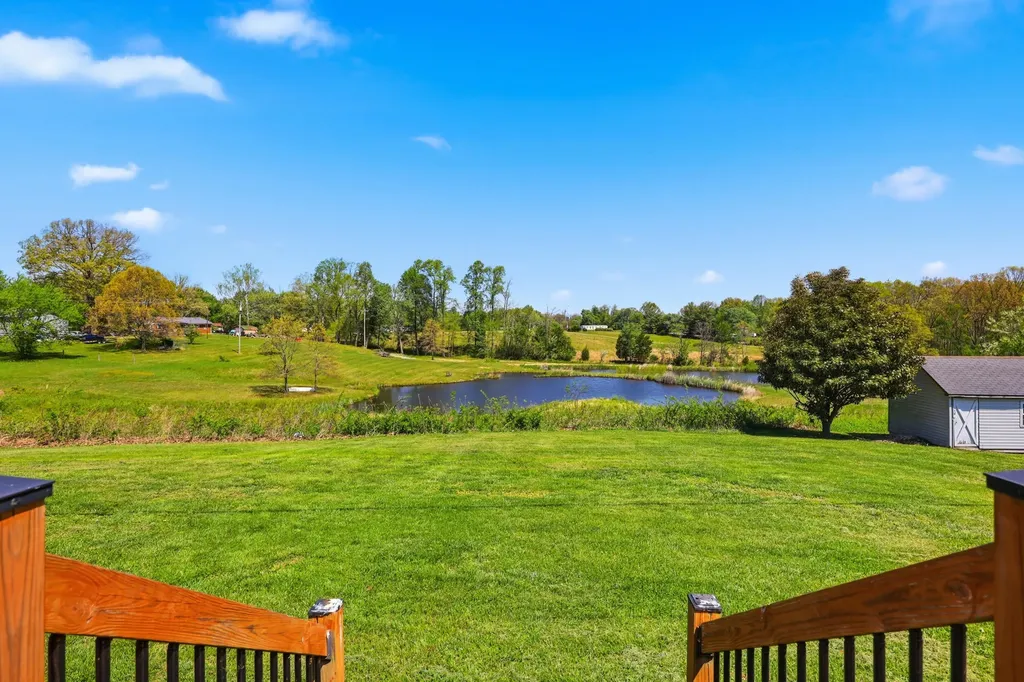 129 Griggs Road Waco KY 40385