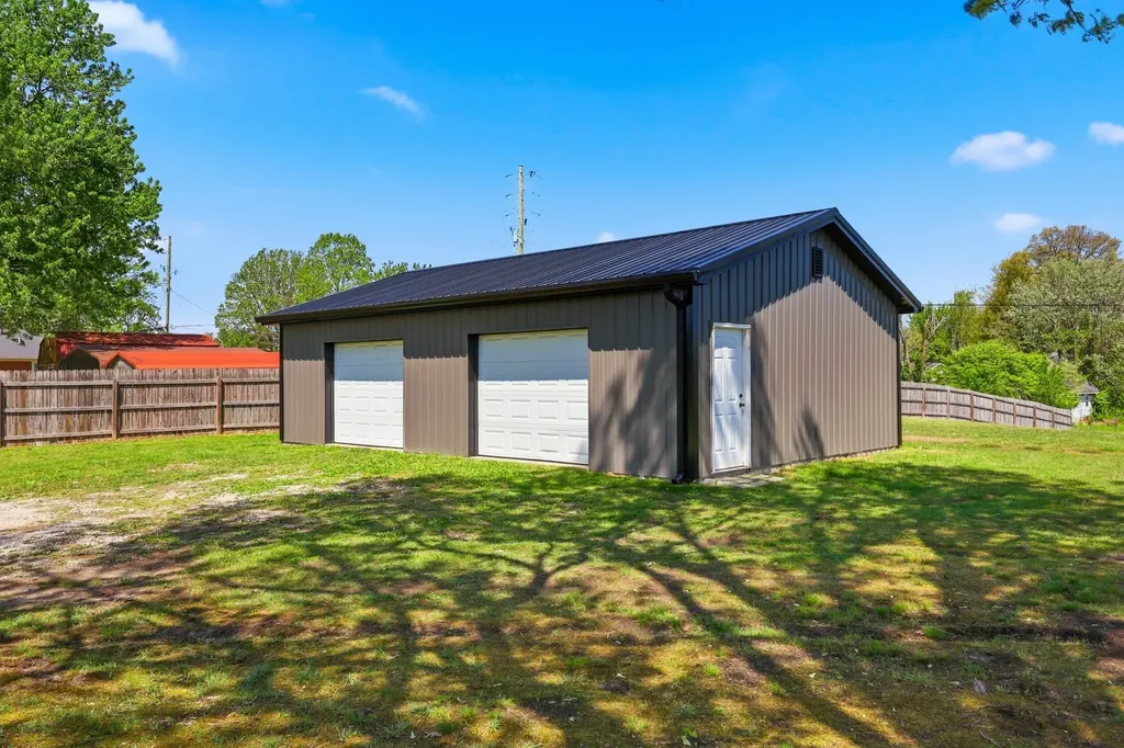 129 Griggs Road Waco KY 40385