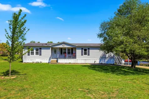 129 Griggs Road Waco KY 40385