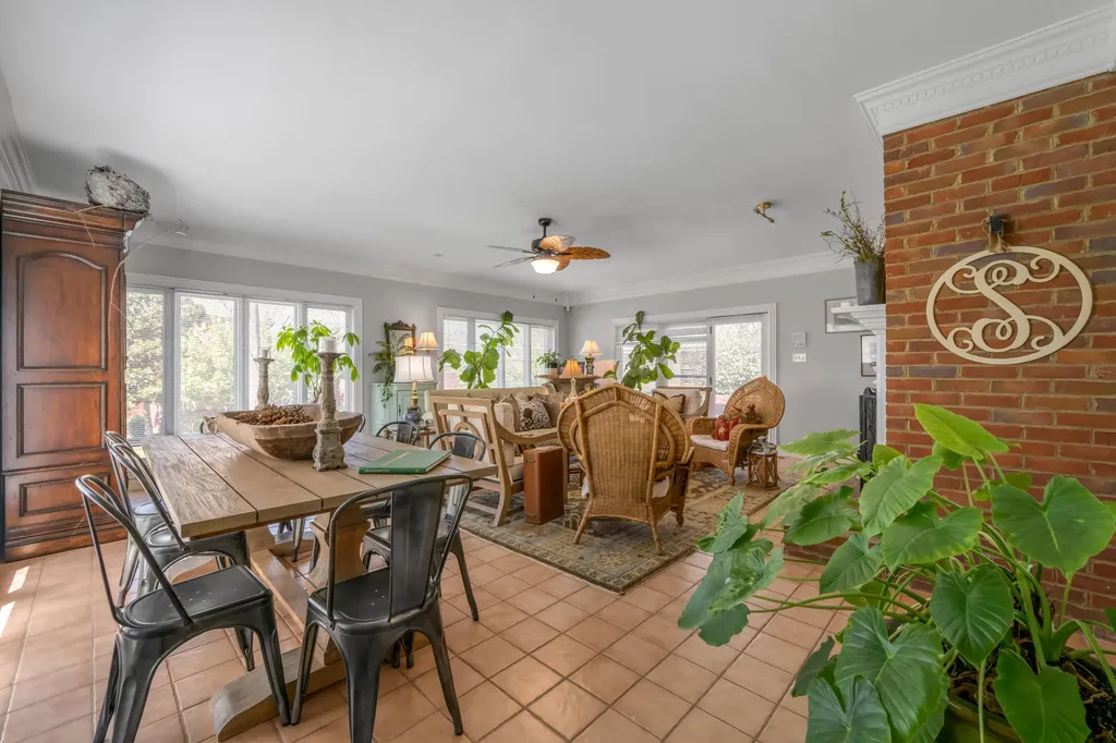 4891 Faulkirk Lane Lexington KY 40515