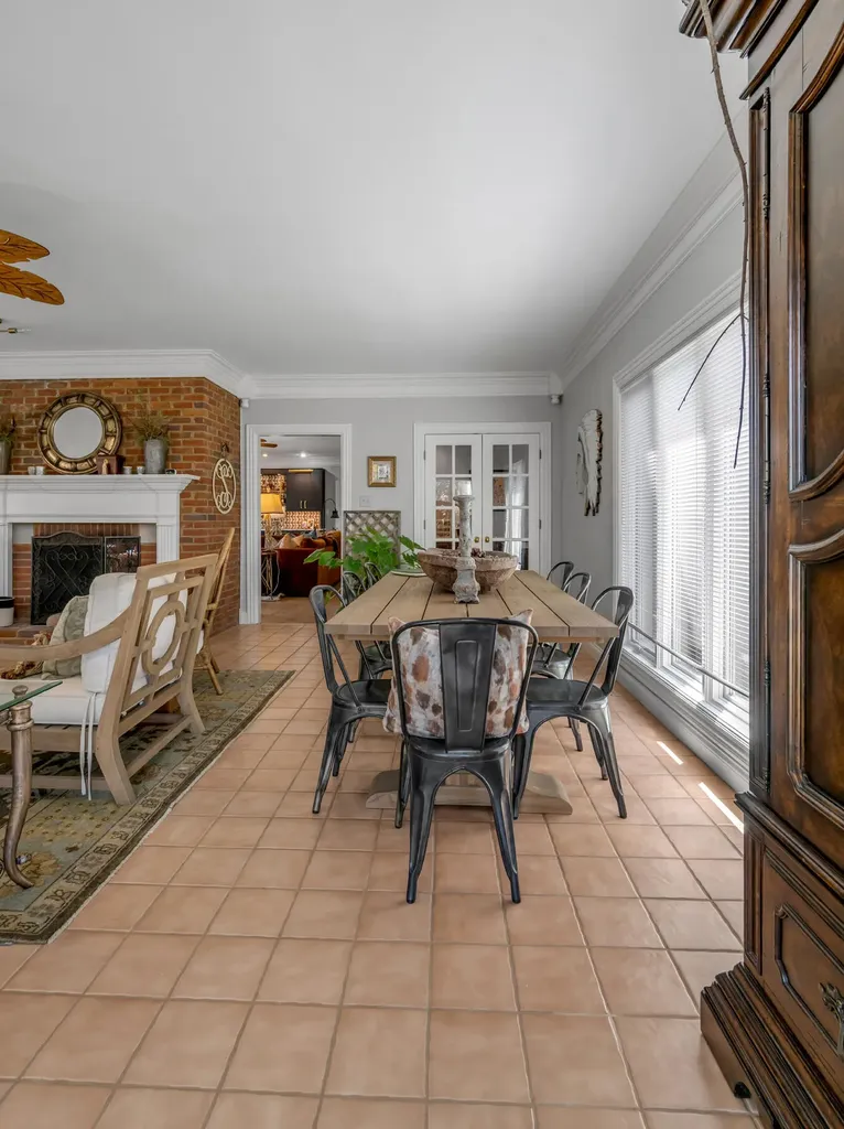 4891 Faulkirk Lane Lexington KY 40515