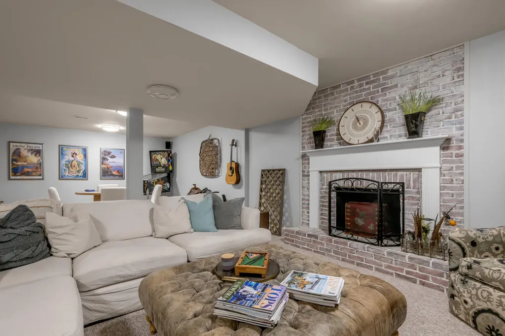 4891 Faulkirk Lane Lexington KY 40515