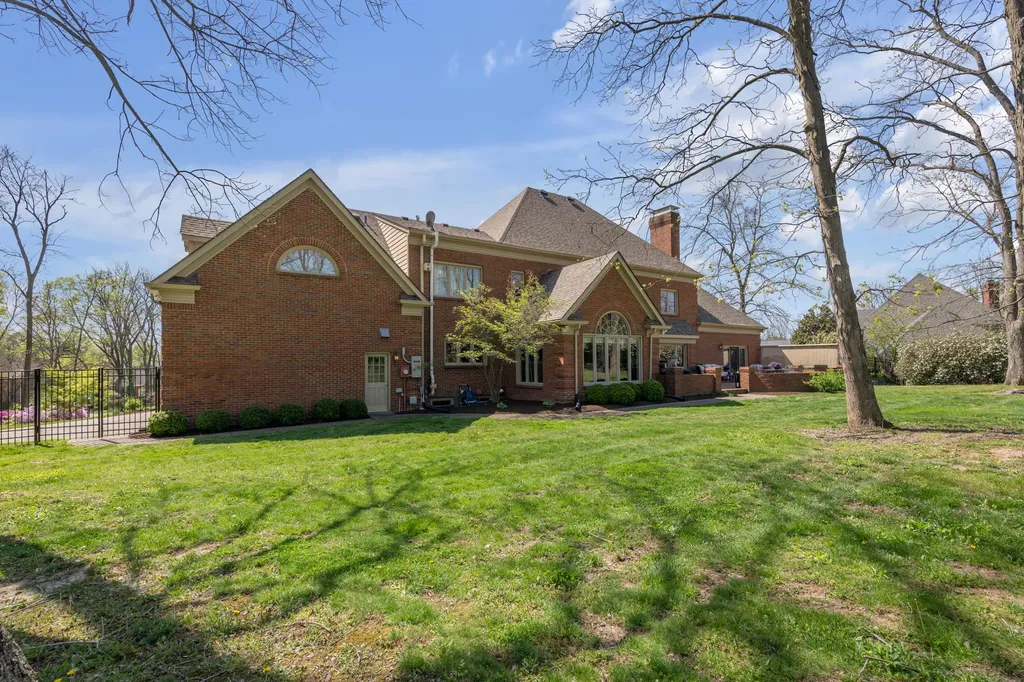 4891 Faulkirk Lane Lexington KY 40515
