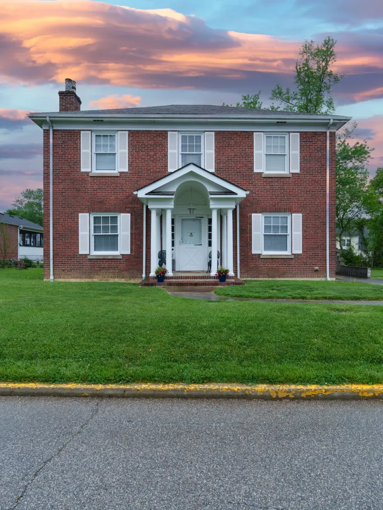 220 Bays Avenue Morehead KY 40351