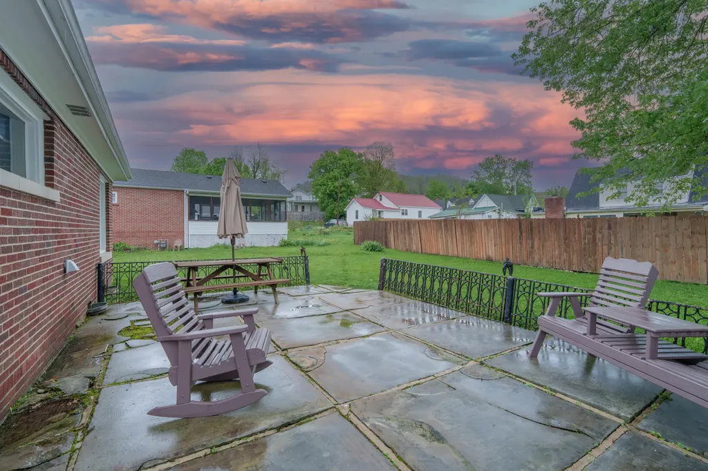 220 Bays Avenue Morehead KY 40351