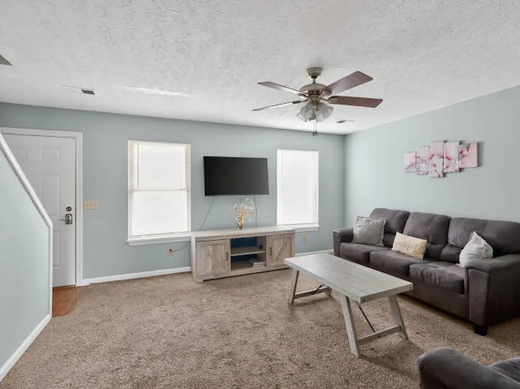 502 Tecumseh Trail Versailles KY 40383
