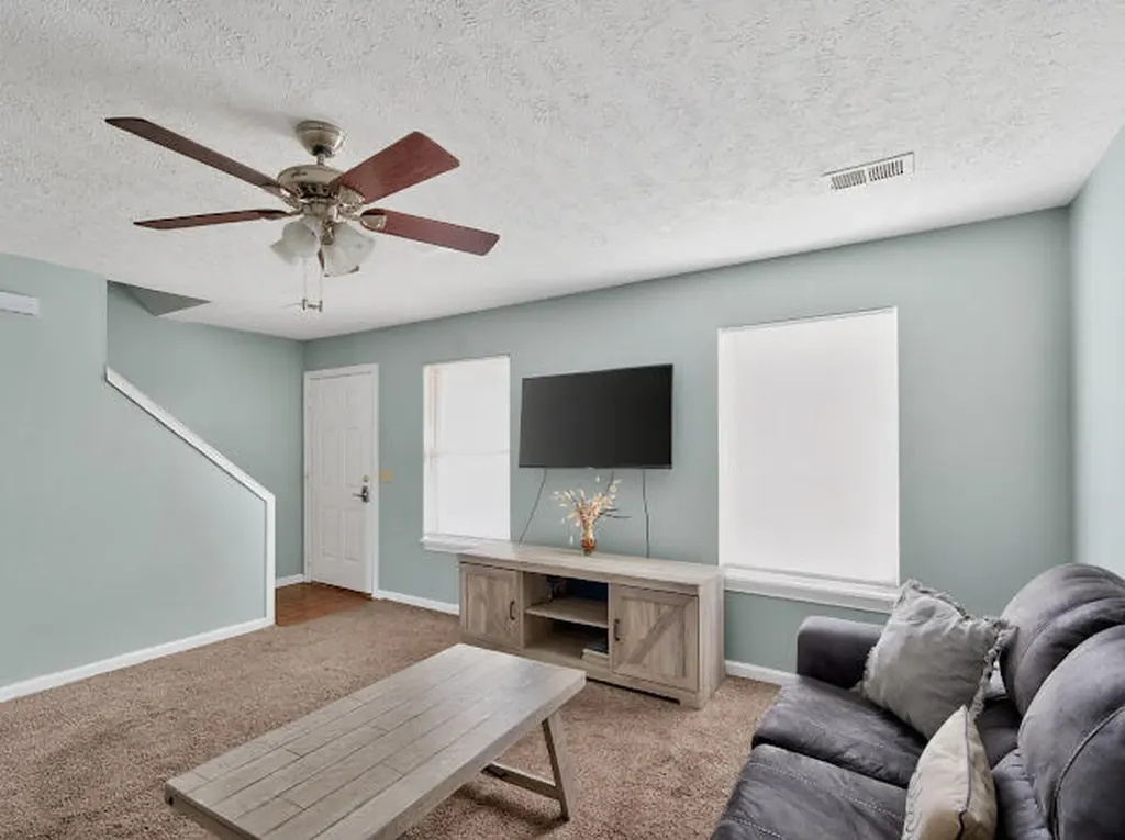 502 Tecumseh Trail Versailles KY 40383