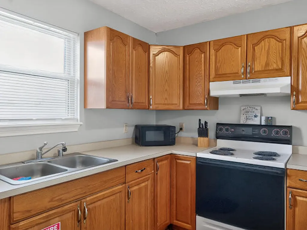 502 Tecumseh Trail Versailles KY 40383