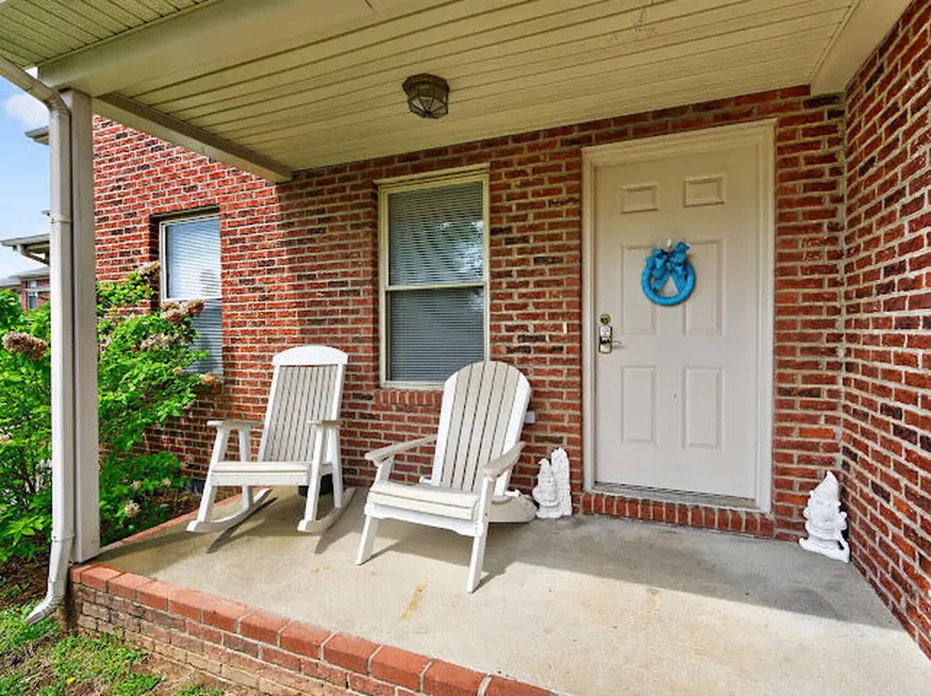 502 Tecumseh Trail Versailles KY 40383
