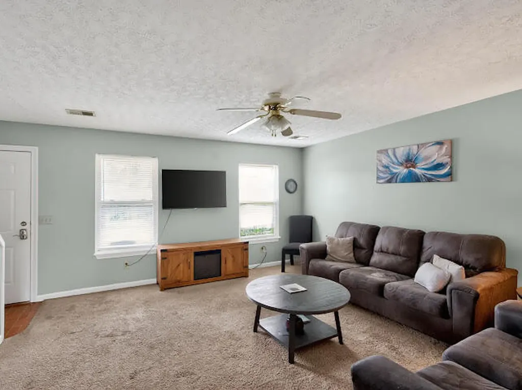 502 Tecumseh Trail Versailles KY 40383