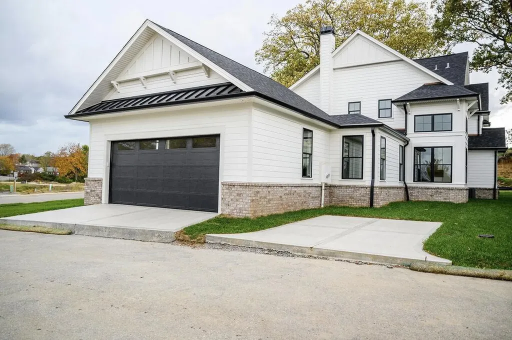 3556 Harper Woods Lane Lexington KY 40515