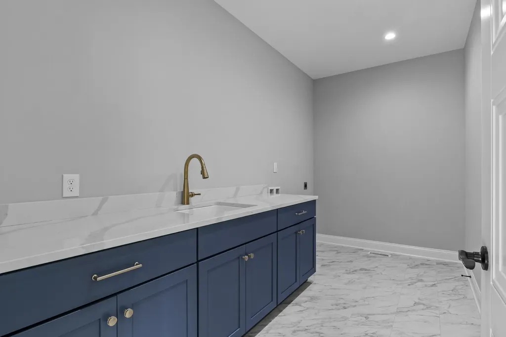 3573 Harper Woods Lane Lexington KY 40515